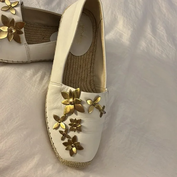 Michael Kors Gold White Leather Espadrilles with Gold flower Accents- - Picture 2 of 5